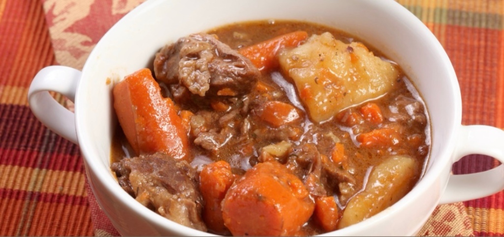 CLASSIC HEARTY BEEF STEW